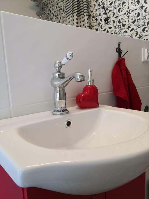 Вілла Red Bed Jankowice  Екстер'єр фото